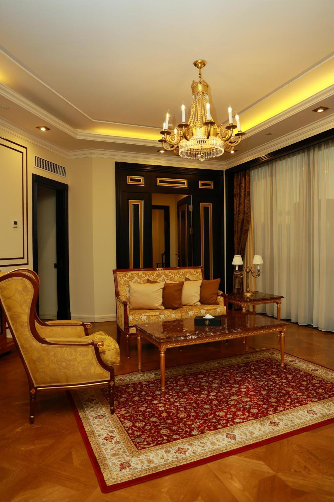 Golden Palace Hotel Jerevan Exteriör bild