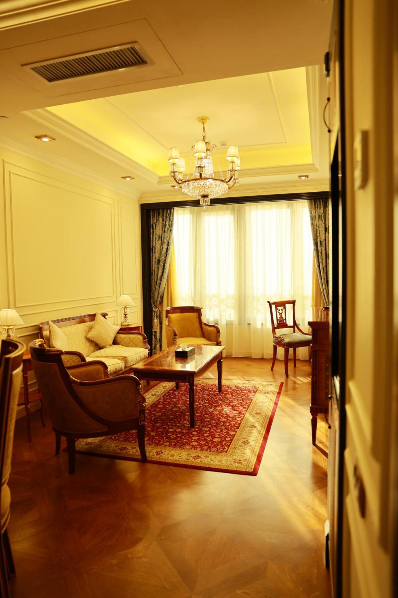 Golden Palace Hotel Jerevan Exteriör bild